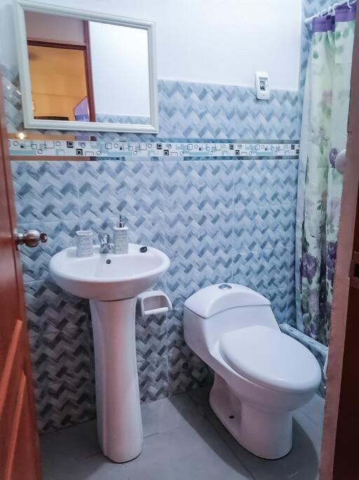 Full Independent Entrance, Services Included Appartement Lima
